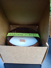 Load image into Gallery viewer, Coconut Candle- Single wooden wick
