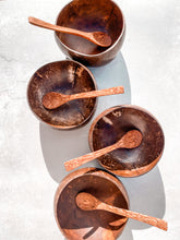 Load image into Gallery viewer, Coconut Bowl Party Set

